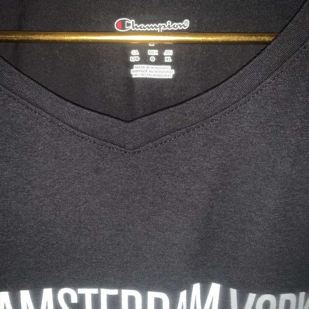 New Amsterdam vodka graphic T-shirt alcohol distillery football ? - Picture 3 of 4